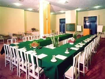 Olympic Palace Resort Hotel & Convention Center Иксия Екстериор снимка